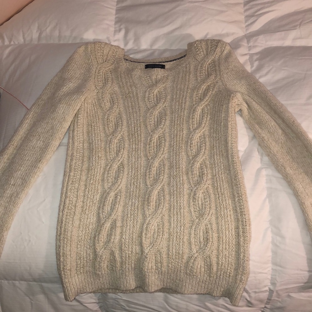 Tommy Hilfiger sweater